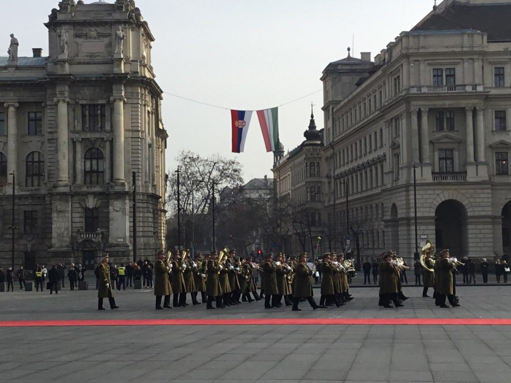 Orban dočekao premijerku Srbije uz vojne počasti 2