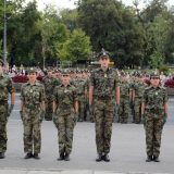 Vučić razrešavao i postavljao u vojsci 11