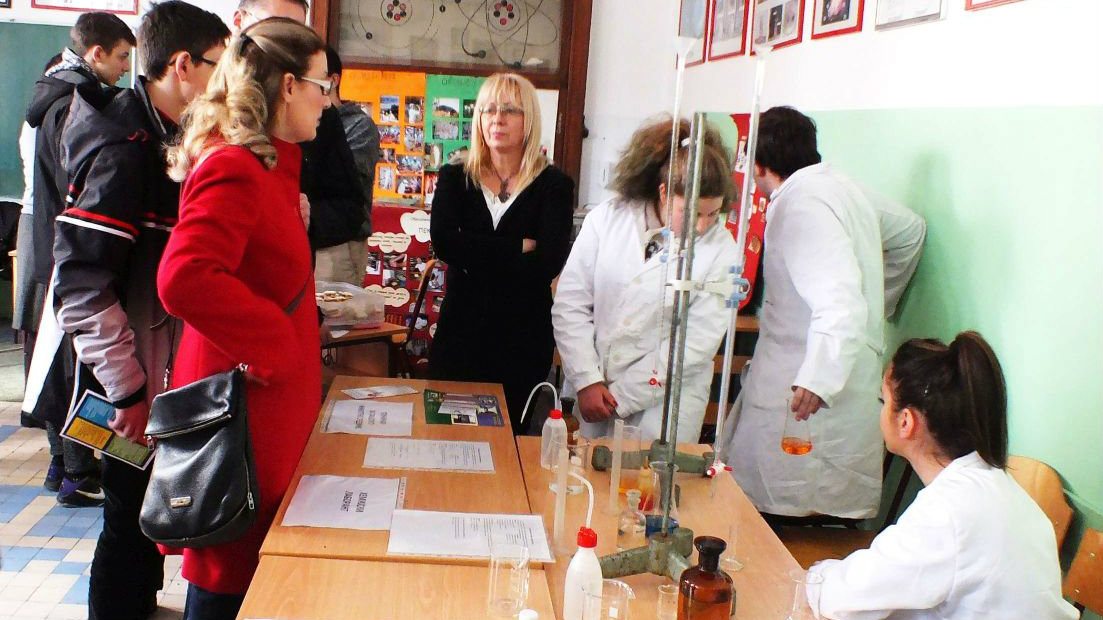 Sajam obrazovanja prilika da se osmaci upoznaju sa srednjim školama 1 Sajam obrazovanja prilika da se osmaci upoznaju sa srednjim školama 1