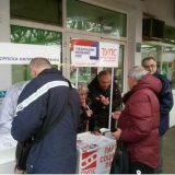 SSP: Aktivisti SNS danima dolaze na vrata građana 13