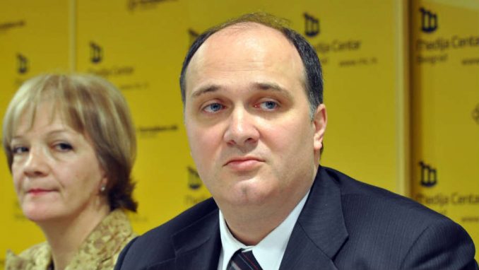 Uroš Šuvaković redovni profesor Beogradskog univerziteta 1