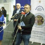 Pištalo otvorio Salon knjige i grafike u Pirotu 4