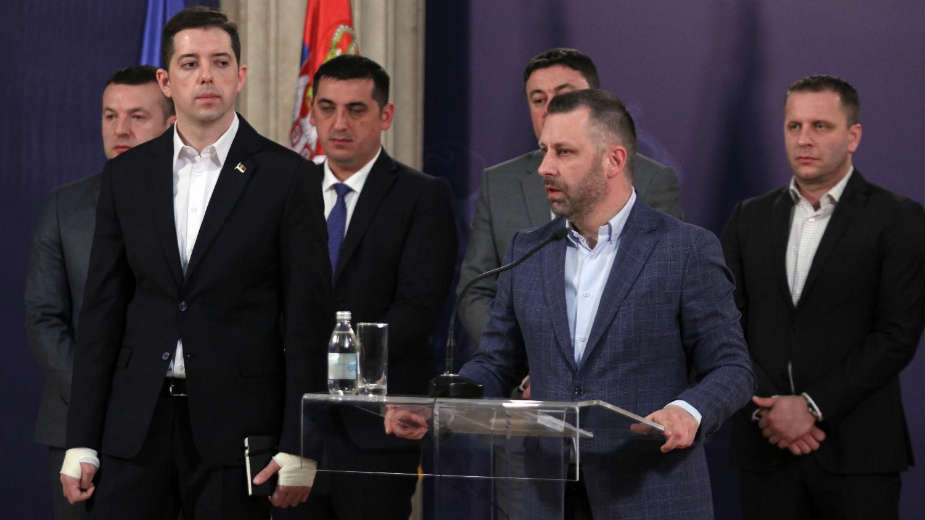 Vučić odlaže svoj predlog za Kosovo za maj 1