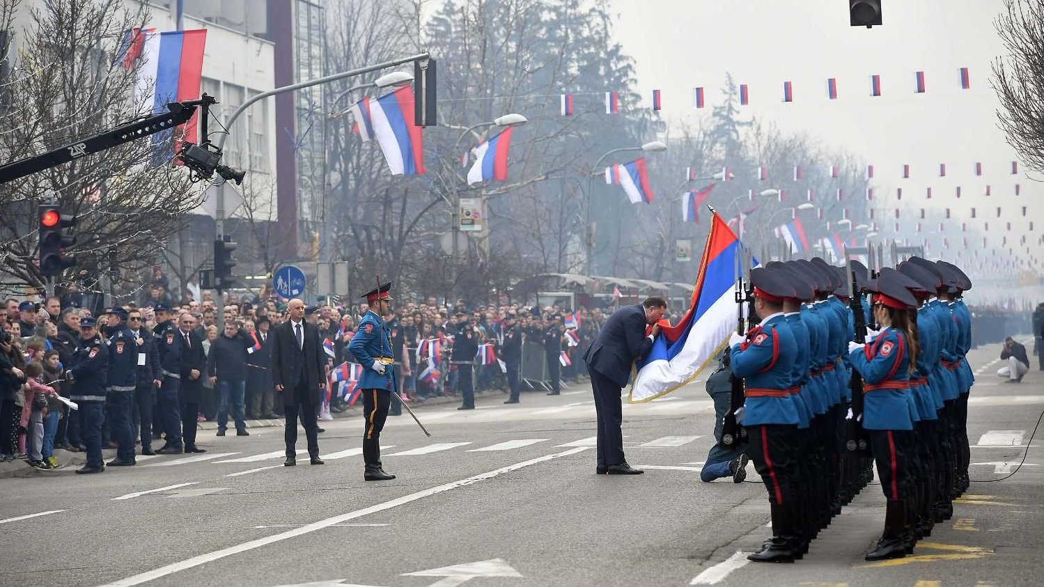 Komšić: Bez uporišta u Dejtonskom sporazumu i Ustavu BiH 1 Komšić: Bez uporišta u Dejtonskom sporazumu i Ustavu BiH 1