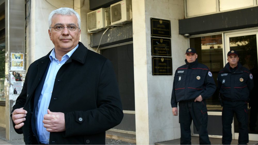 Mandić privođen u Prijepolju jer je zaobilazio zavejani put 1