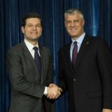 Ozbiljni pregovori se vode iza kulisa 5