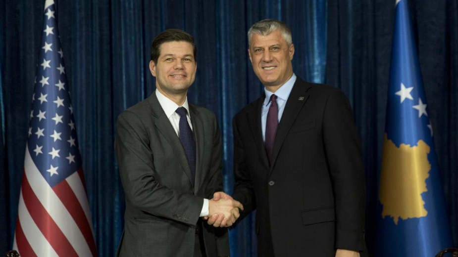 Ozbiljni pregovori se vode iza kulisa 1