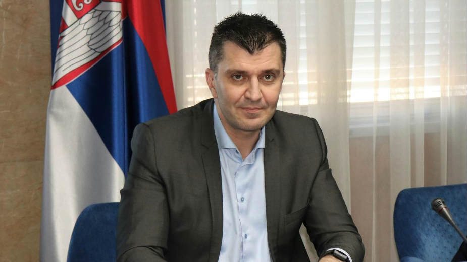 Jednokratna pomoć, ali samo za glasače SNS 1