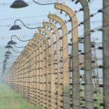 Preživela logorašica usvojila unuka komandanta Aušvica 11