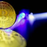 Blumberg: Kriptovalute najveća pretnja u 2018. 15