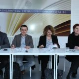 Zabrinjavajući pad demokratskih vrednosti 12