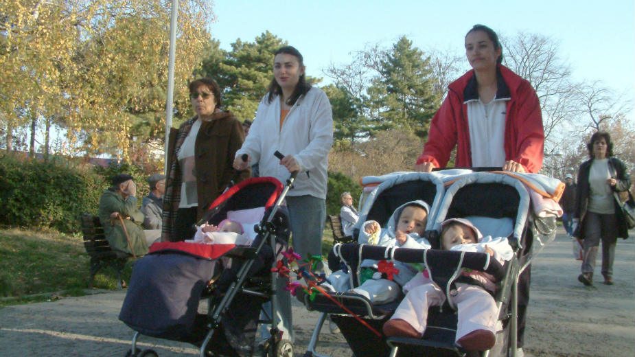 Kako do porodice s 200 evra plate 1