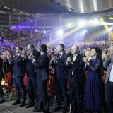 "Beograd odlučuje, ljudi pobeđuju": Đilasa napadala i vlast i opozicija 14