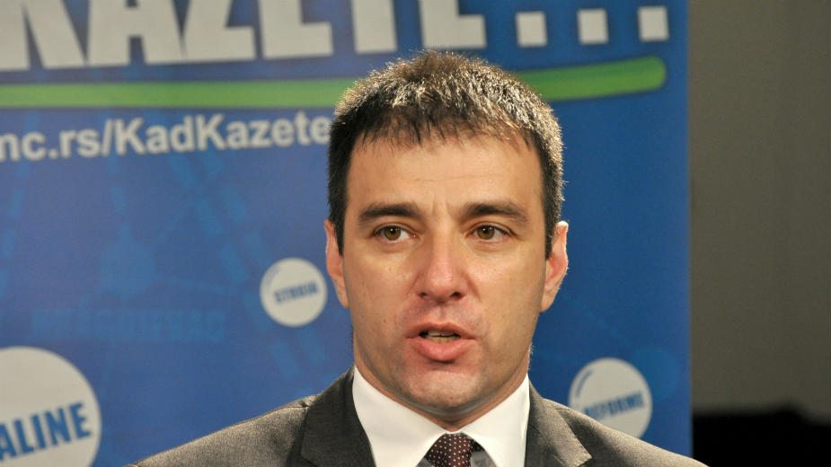 Naprednjaci pod tenzijom jer ne uspevaju da prekomponuju lokalnu vlast 1