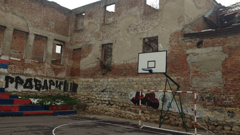 Tražili igralište za decu, a dobijaju kanalizaciju 1