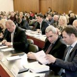 Menadžerima 30.000, portirima 3.000 evra 1