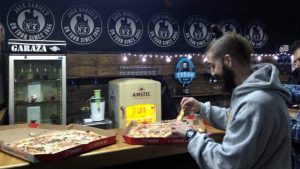 Kakva je bila atmosfera sinoć u izbornim štabovima? (FOTO) 4