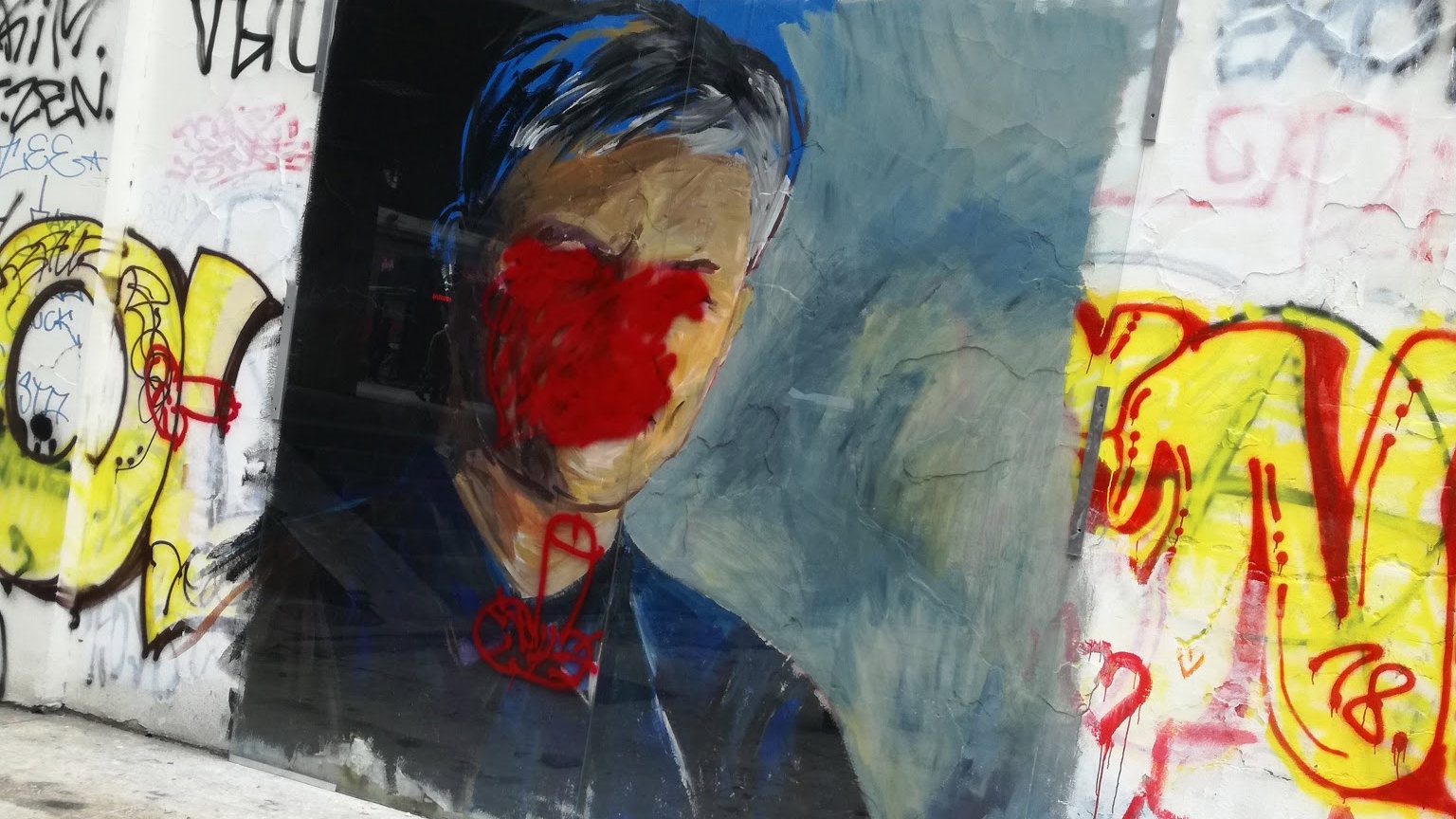 Ponovo oskrnavljen mural Đinđiću na Studentskom trgu 1