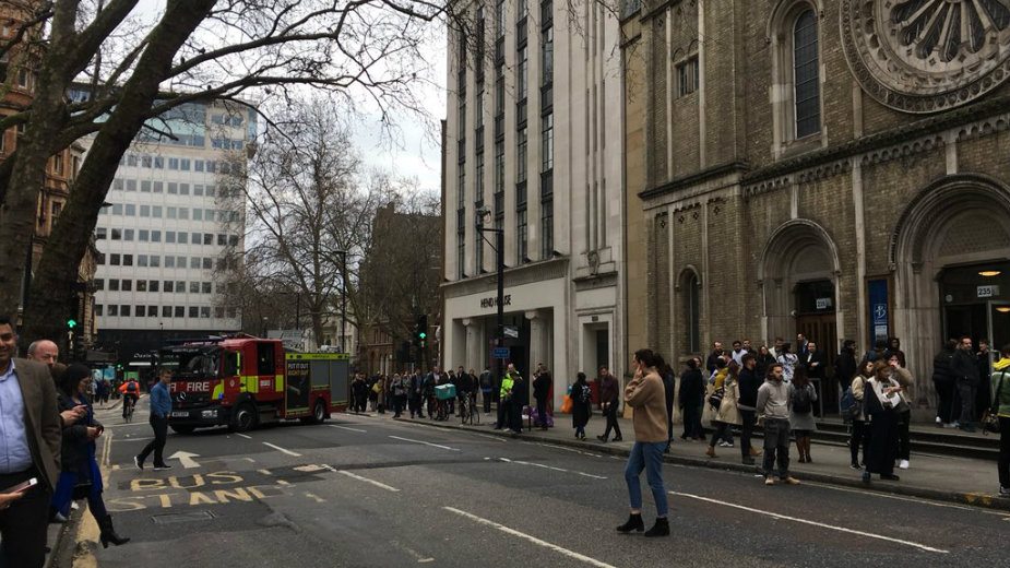 Evakuisano sedište Kembridž Analitike zbog sumnjivog paketa 1