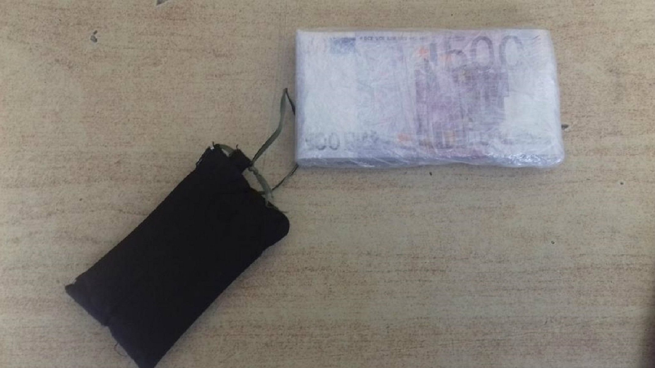 Zaplenjene devize na Gradini 1