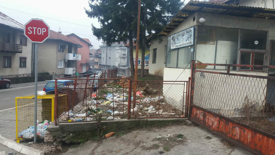 Od islamskog svetilišta do smetlišta 1