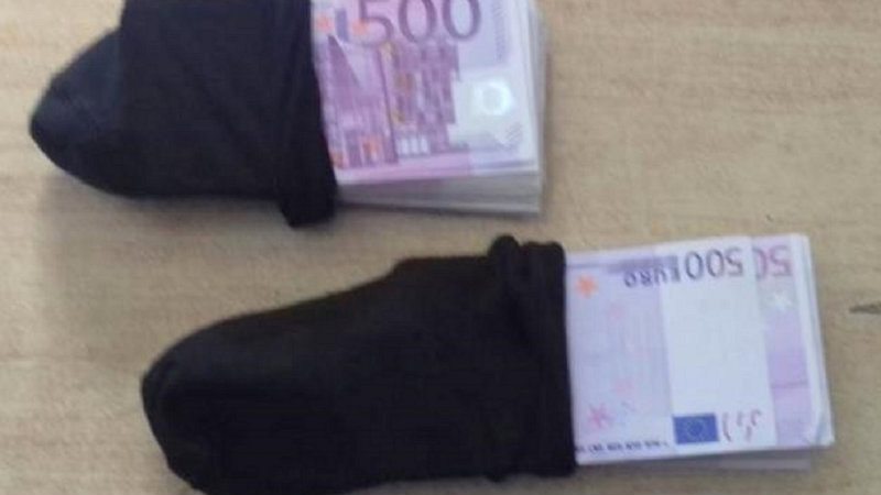 U donjem vešu sakriveno 120.000 evra 1