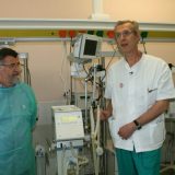 Bitka za porodilišta: Veštačka pluća za Narodni front i Betaniju 7