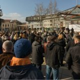 Progon građana koji učestvuju u protestima u Požegi 11