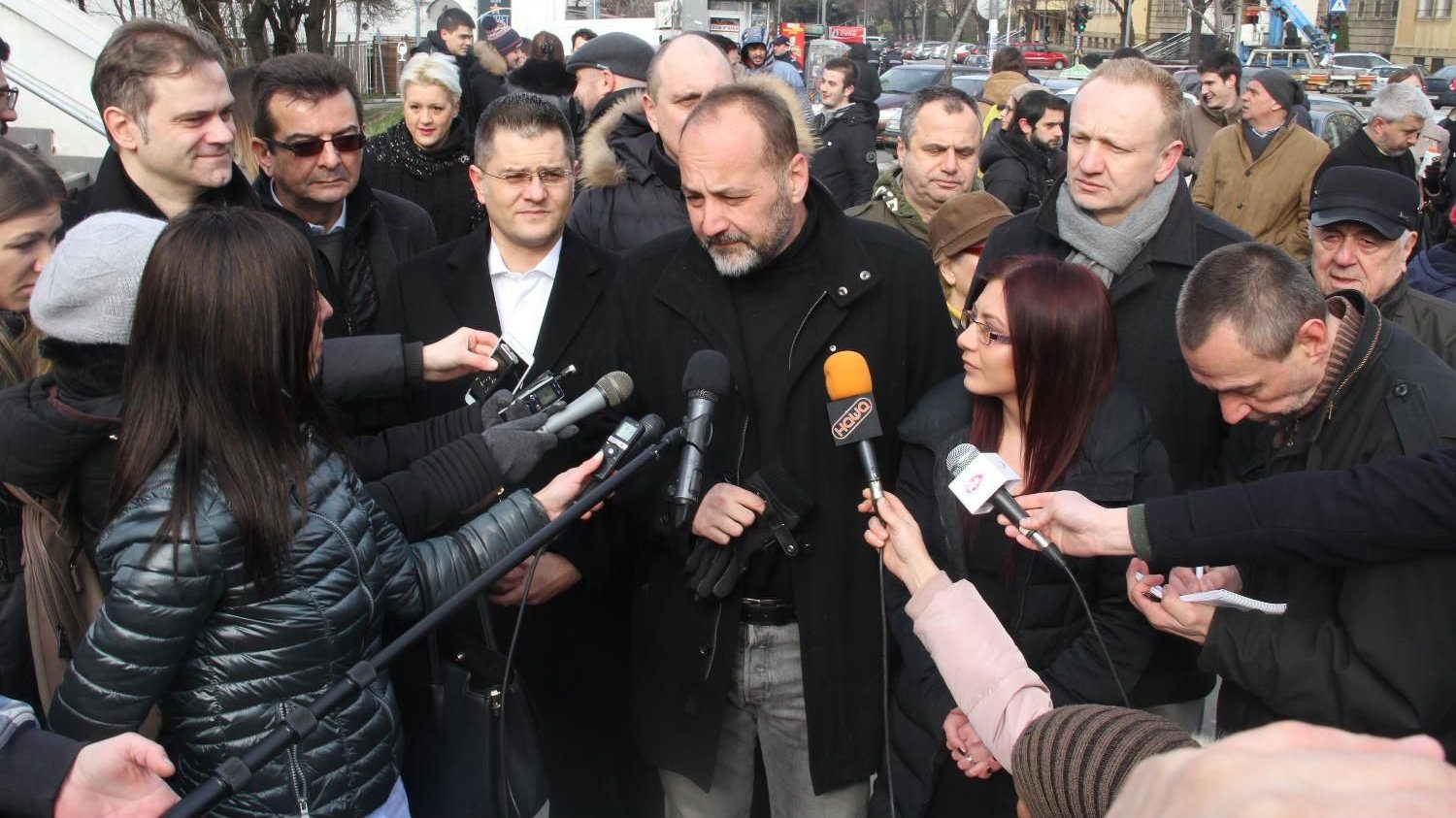 Zarobljenici populističkog folklora 1