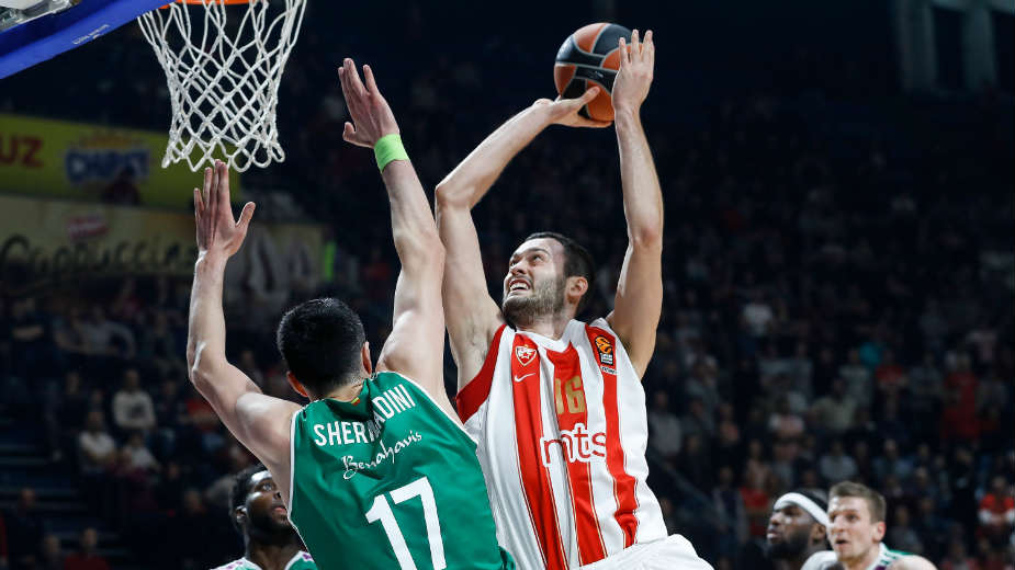 Zvezda pobedila Unikahu 1