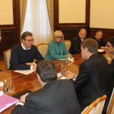 Vučić i Ruf: Ima prostora za povećanje plata i penzija 8