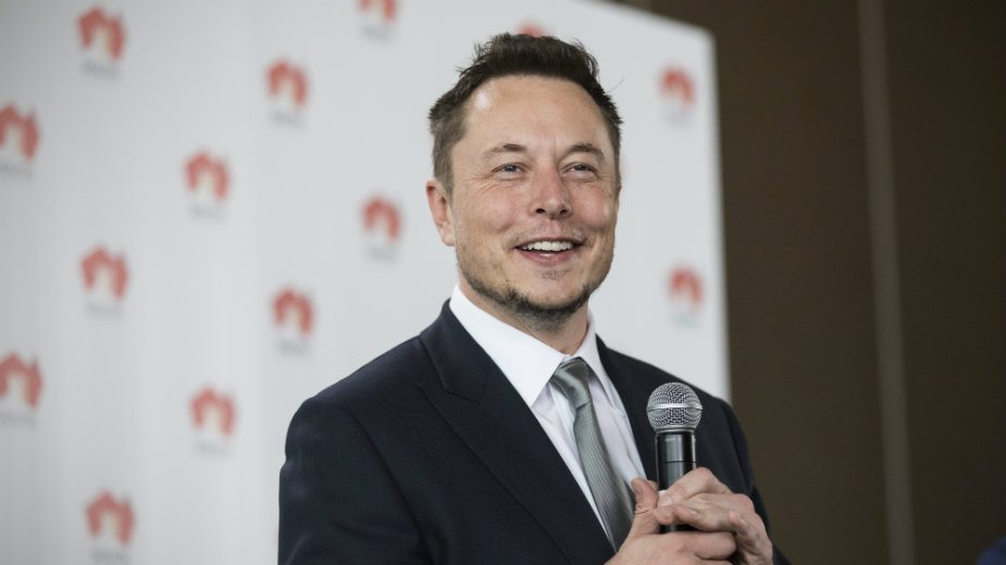 Mask obrisao Facebook stranice Tesle i SpaceX 1