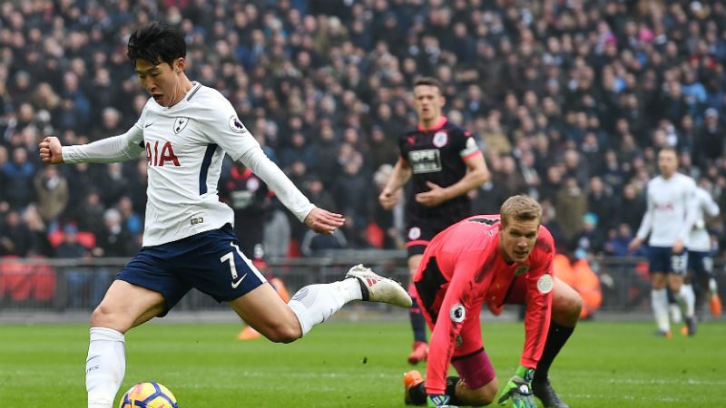 "Pevci" love "staru damu" 1