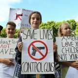 Masovni protesti protv oružja u SAD 14