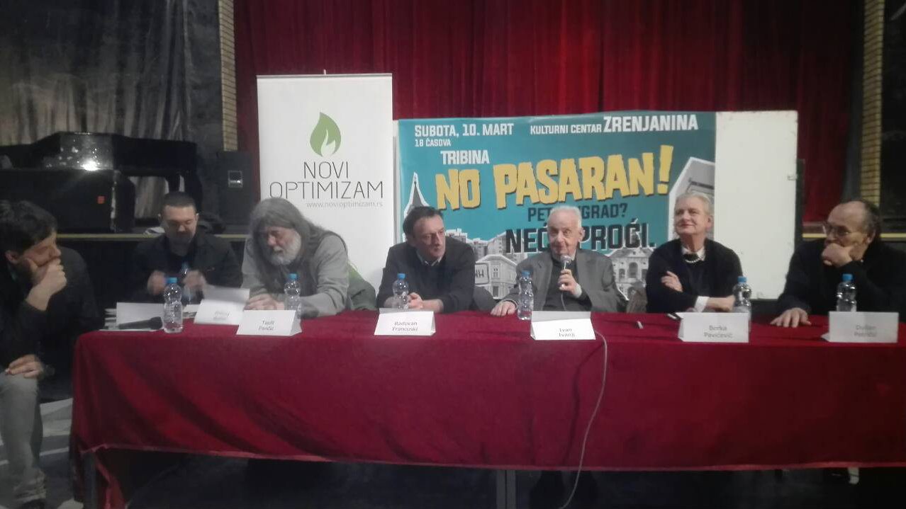 Održana tribina protiv promene naziva Zrenjanina 1