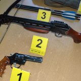 Uhapšeni zbog nedozvoljenog držanja i prodaje oružja 14