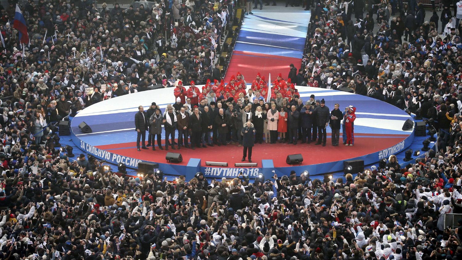 Na predizbornom mitingu Putina 130.000 ljudi ( FOTO) 1