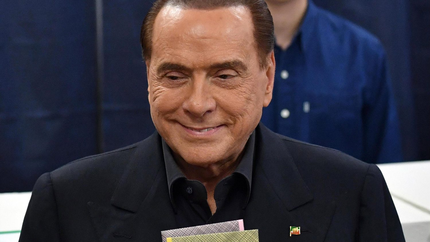 Berluskoni : Podržaću Salvinija 1