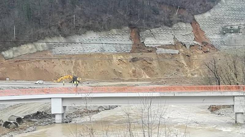 Na južnom kraku Koridora 10 kod Grdelice srušio se potporni zid, uzrok nepoznat 1