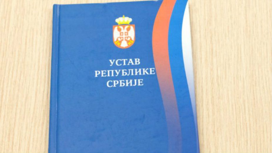 Potpisivanje pravno-obavezujućeg dokumenta sa Kosovom podrazumeva promenu Ustava Srbije 1