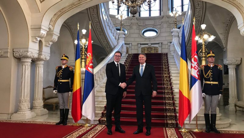 Vučić očekuje pomoć Rumunije 1