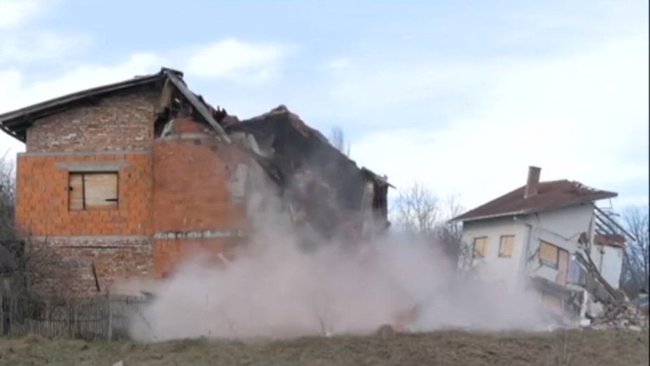 Klizište odnelo kuće u Hrvatskoj Kostajnici 1
