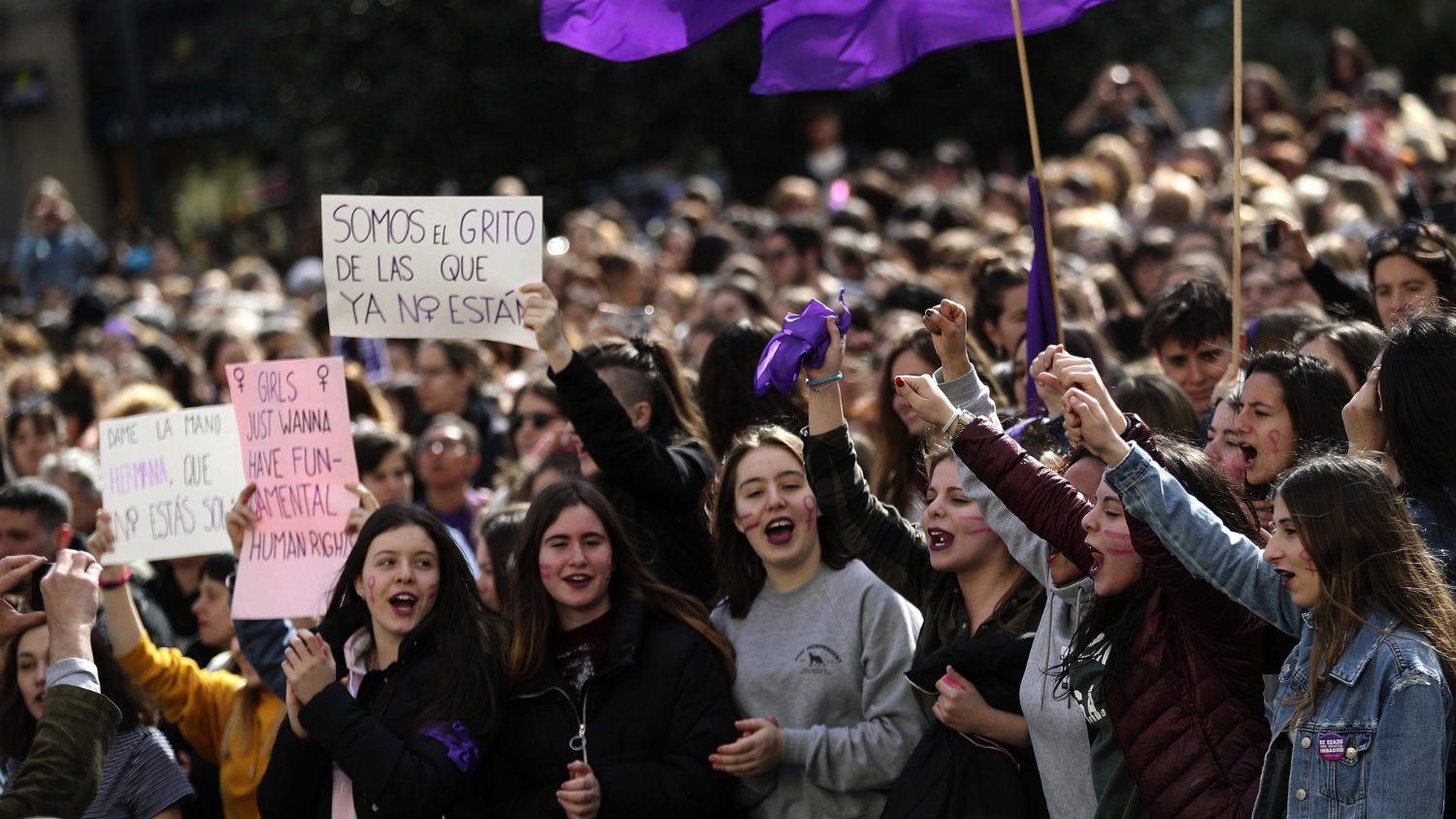Žene protestovale od Gibraltara do Seula 1