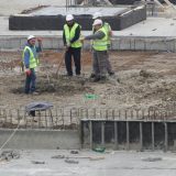 Uništili domaće građevince pa uvozimo Albance 1