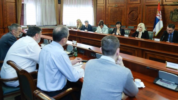 Mihajlović s taksi udruženjima 1