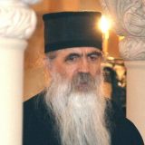 Vladika Irinej traži milion dinara zbog teksta u Danasu 10