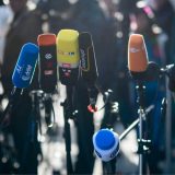 Učestali bezobzirni napadi na sve koji drugačije vide budućnost Srbije 2