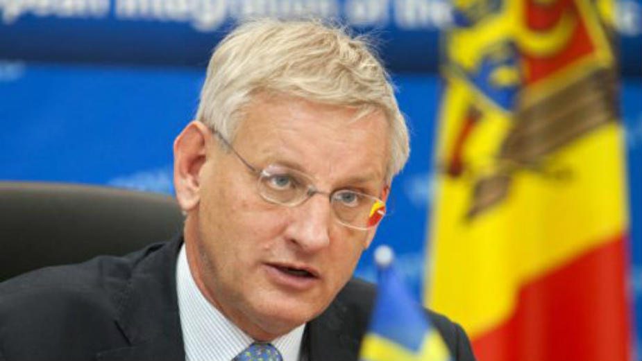 Kriza poverenja Zapada 1