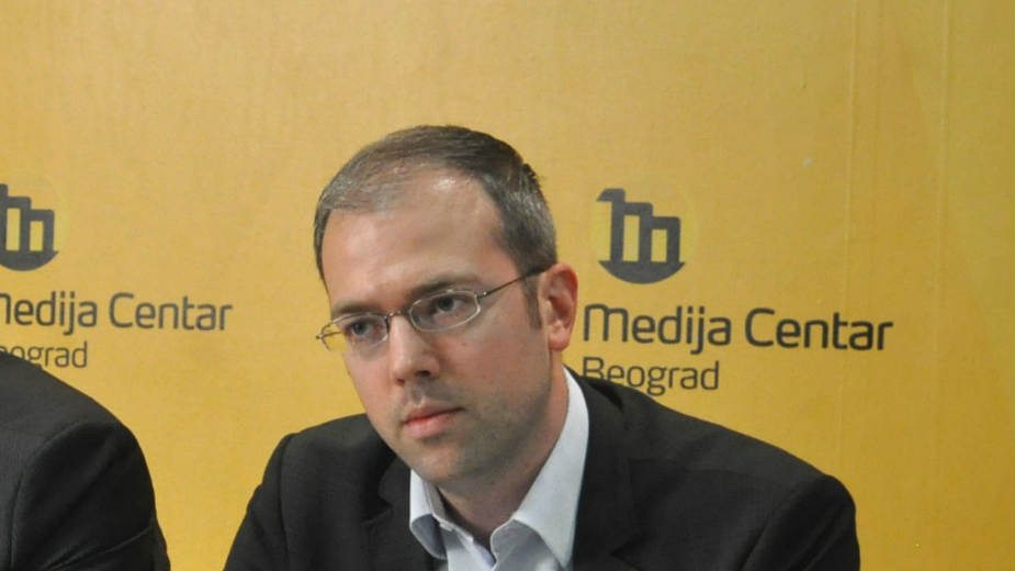 Salto mortale Vučićevog jurišnika 1