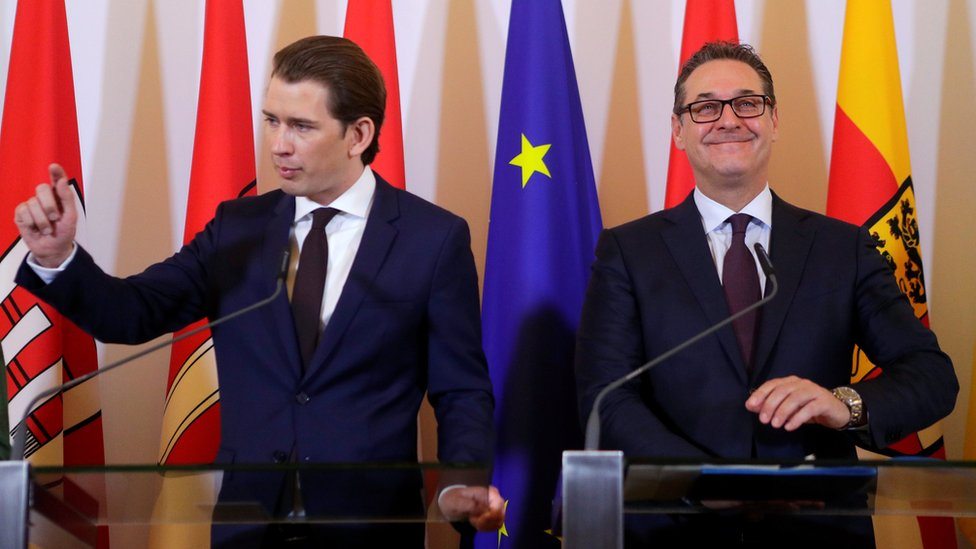 Austrijski kancelar Sebastijan Kurc i drugi čovek vlade na konferenciji za štampu